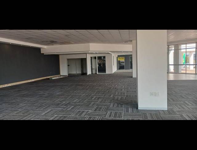 BUSINESS PROPERTY TO RENT IN BRYANSTON